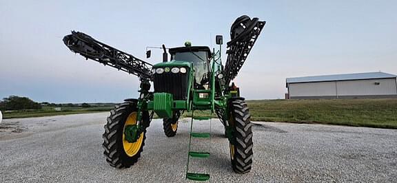 Image of John Deere 4830 Primary image