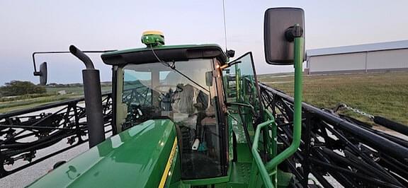 Image of John Deere 4830 equipment image 3