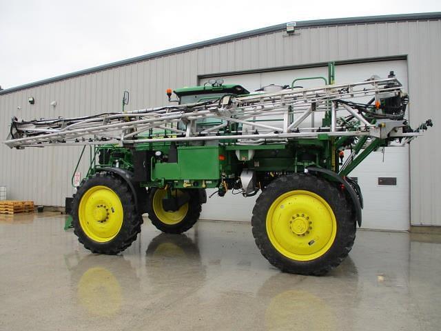 Image of John Deere 4830 equipment image 4