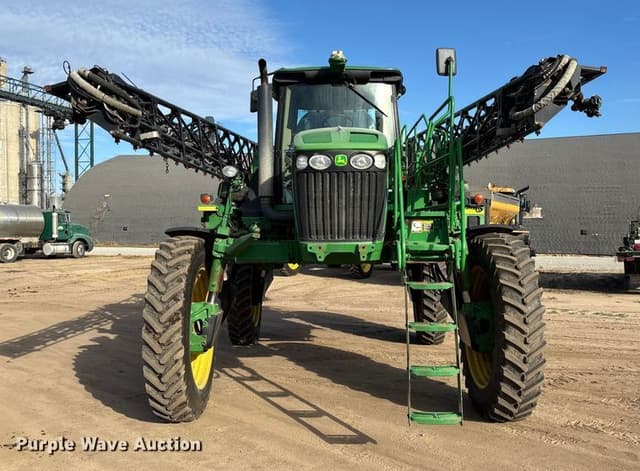 Image of John Deere 4830 equipment image 1