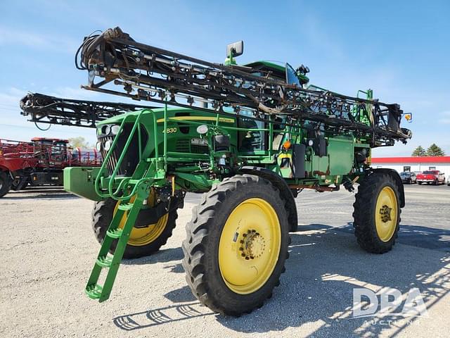 Image of John Deere 4830 equipment image 2