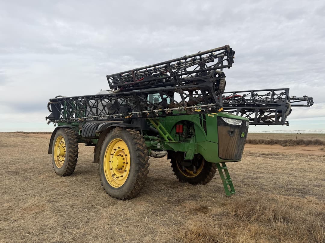 Image of John Deere 4940 Primary image