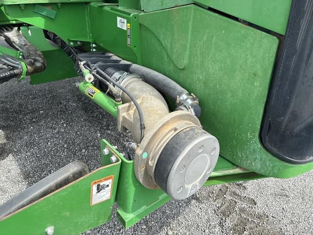 Image of John Deere 4940 equipment image 4