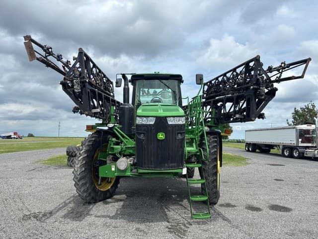 Image of John Deere 4940 equipment image 1