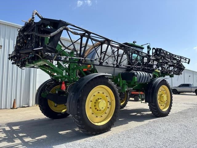 Image of John Deere 4940 equipment image 3