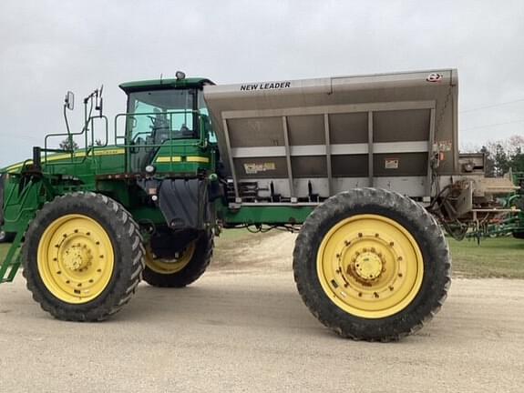 Image of John Deere 4940 equipment image 1