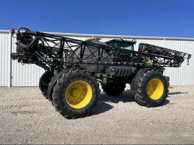 Image of John Deere 4940 equipment image 4