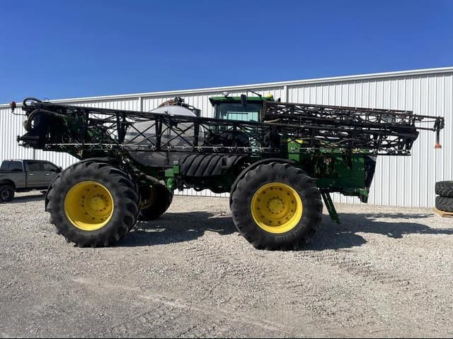 Image of John Deere 4940 equipment image 3