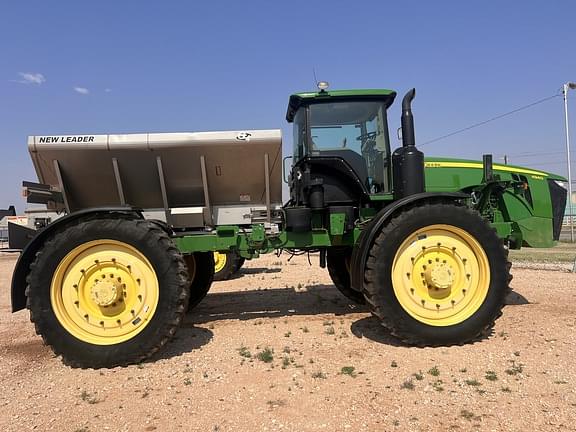 Image of John Deere 4940 equipment image 4