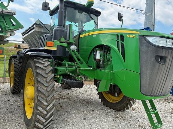 Image of John Deere 4940 Primary image