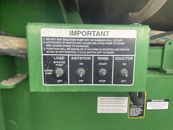 Image of John Deere 4940 equipment image 4