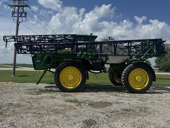 Image of John Deere 4940 equipment image 1