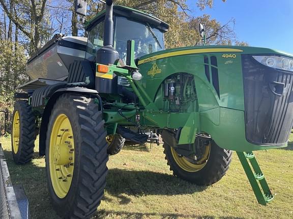 Image of John Deere 4940 equipment image 1