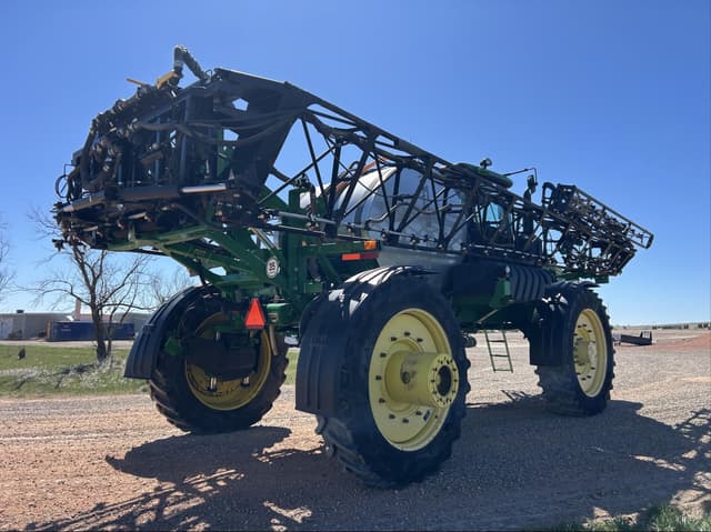 Image of John Deere 4940 equipment image 4