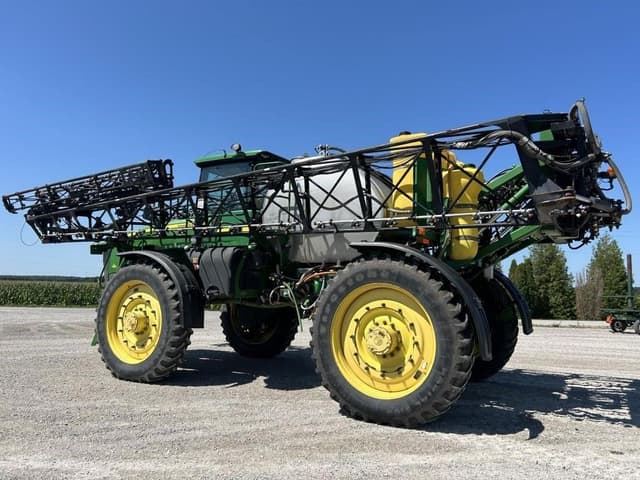 Image of John Deere 4940 equipment image 4