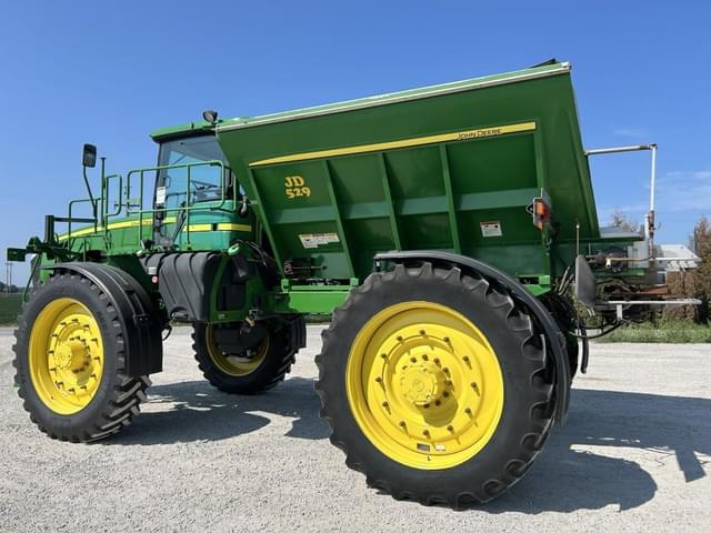 Image of John Deere 4940 equipment image 4