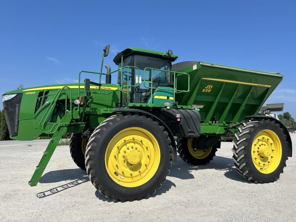 Image of John Deere 4940 Primary image