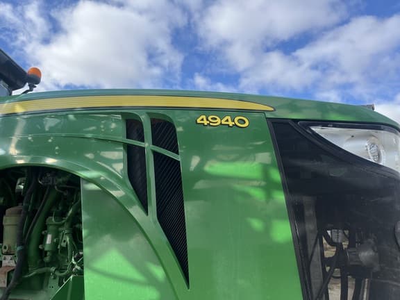 Image of John Deere 4940 equipment image 1