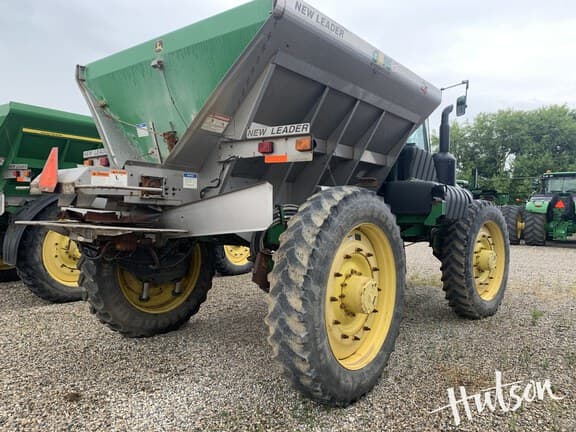 Image of John Deere 4940 equipment image 2