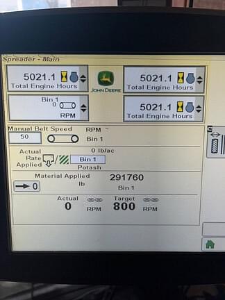 Image of John Deere 4940 equipment image 2