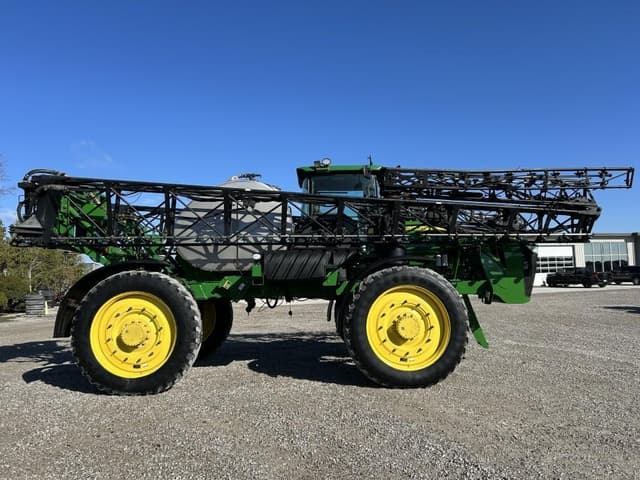 Image of John Deere 4940 equipment image 3