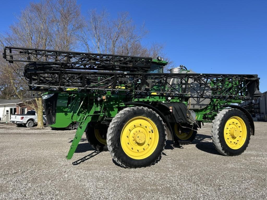 Image of John Deere 4940 Primary image