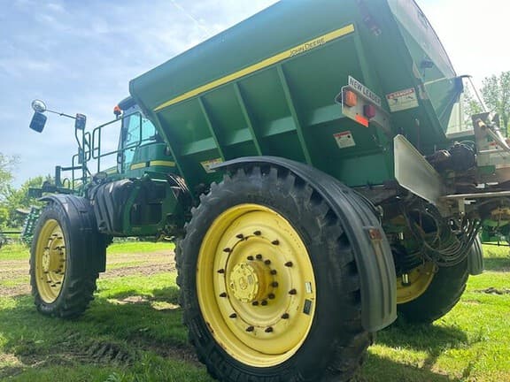 Image of John Deere 4940 equipment image 3