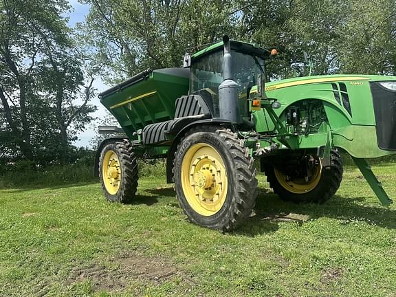 Image of John Deere 4940 equipment image 1