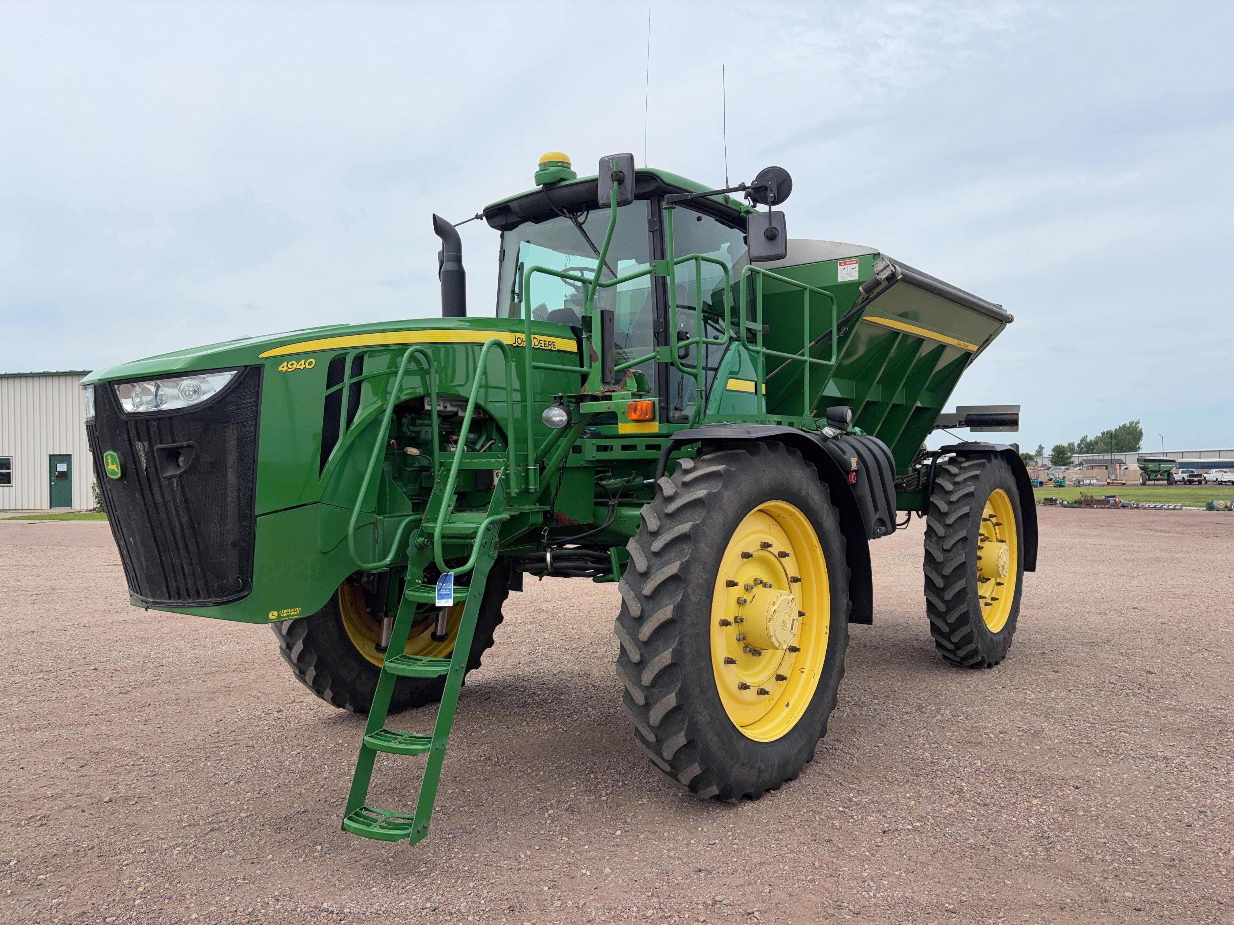 2012 John Deere 4940 Equipment Image0