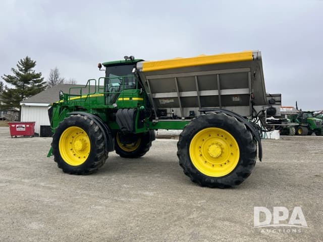 Image of John Deere 4940 equipment image 4