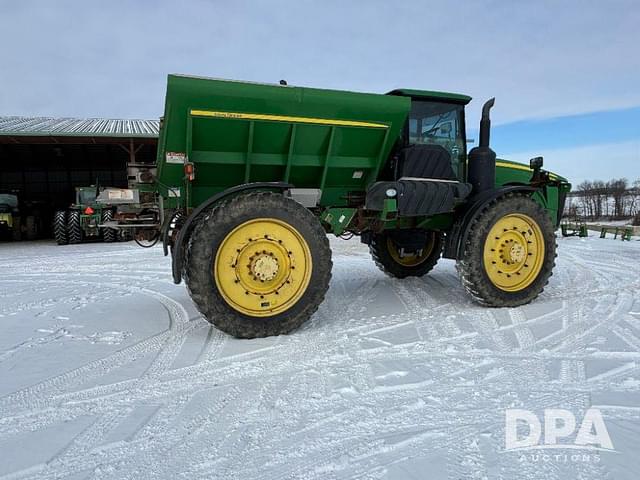 Image of John Deere 4940 equipment image 4