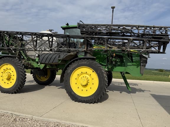 Image of John Deere 4940 equipment image 3