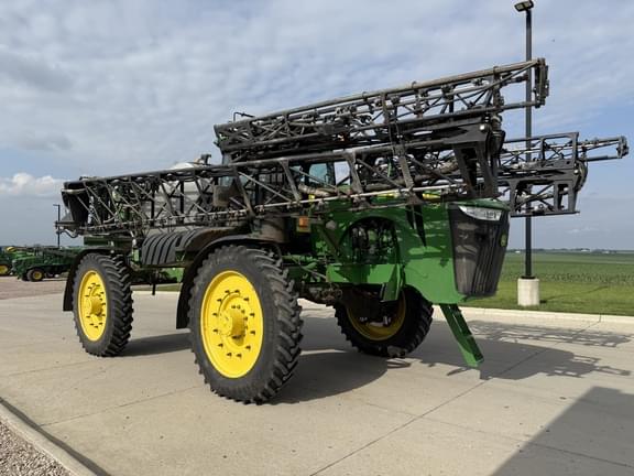 Image of John Deere 4940 equipment image 1