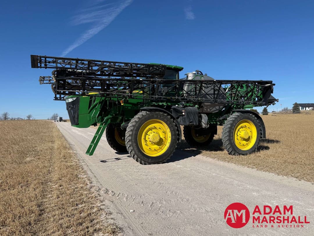 Image of John Deere 4940 Primary image