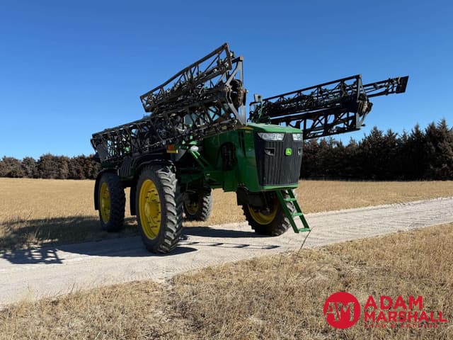 Image of John Deere 4940 equipment image 3