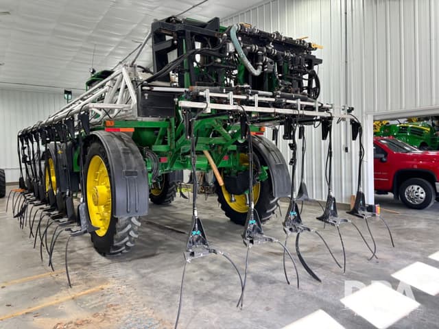 Image of John Deere 4940 equipment image 4