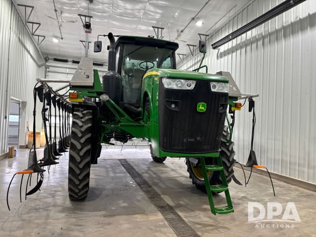 Image of John Deere 4940 equipment image 1