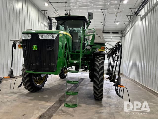 Image of John Deere 4940 equipment image 2