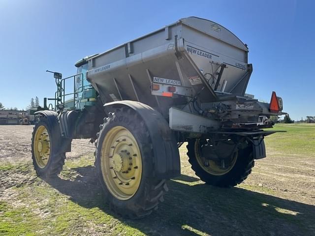 Image of John Deere 4940 equipment image 3