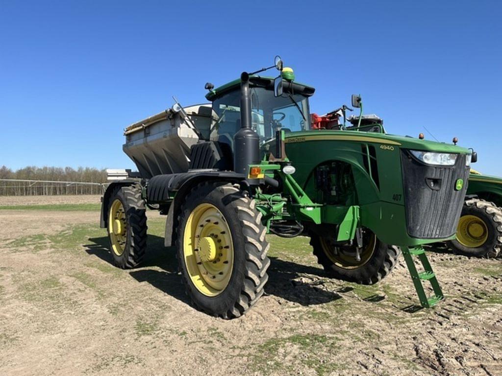 Image of John Deere 4940 Primary image