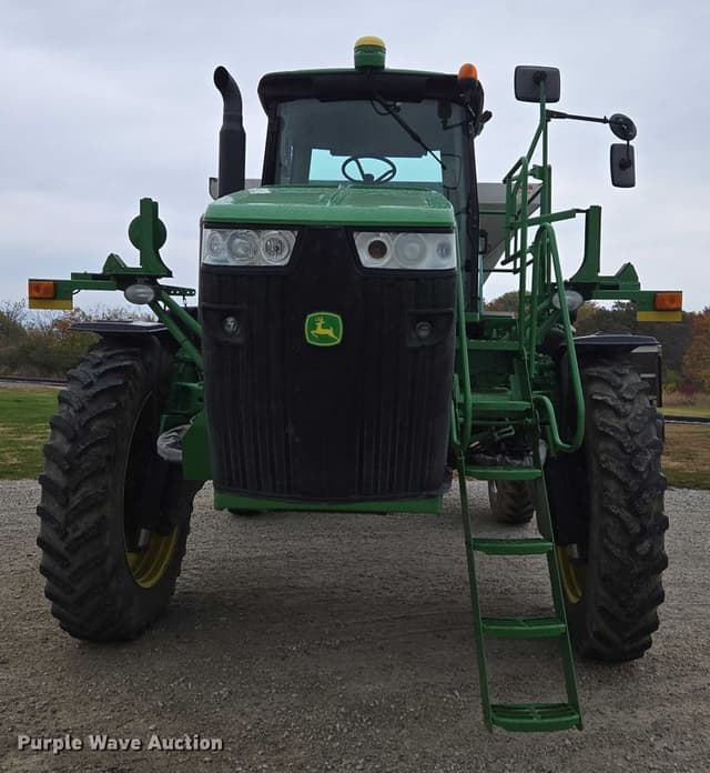 Image of John Deere 4940 equipment image 1