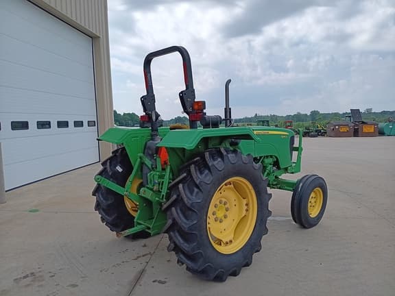 Image of John Deere 5045D equipment image 1