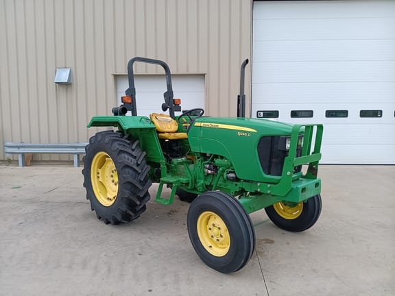 2012 John Deere 5045D Equipment Image0