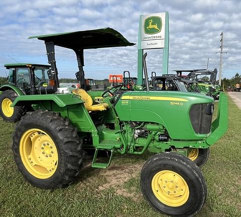 Image of John Deere 5045D equipment image 2