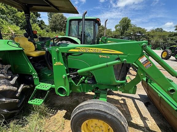 Image of John Deere 5045D equipment image 2