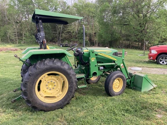 Image of John Deere 5045D equipment image 4