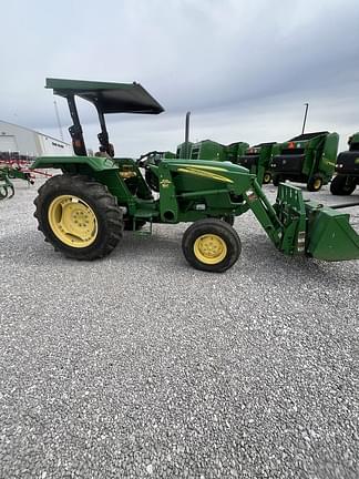 Image of John Deere 5045D equipment image 4