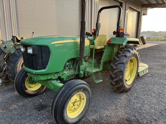 Image of John Deere 5045D equipment image 1