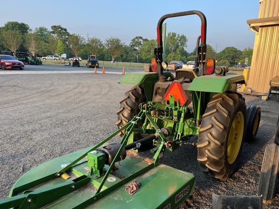 Image of John Deere 5045D equipment image 3