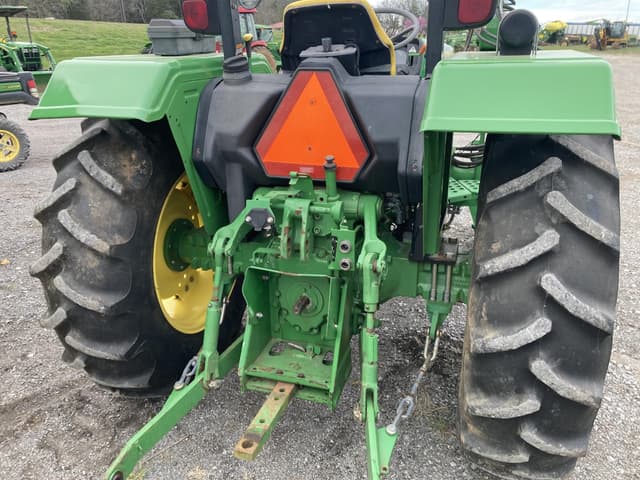 Image of John Deere 5045E equipment image 3